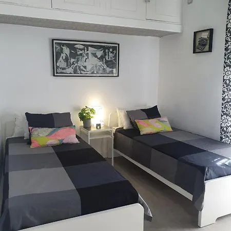 Apartment Nool